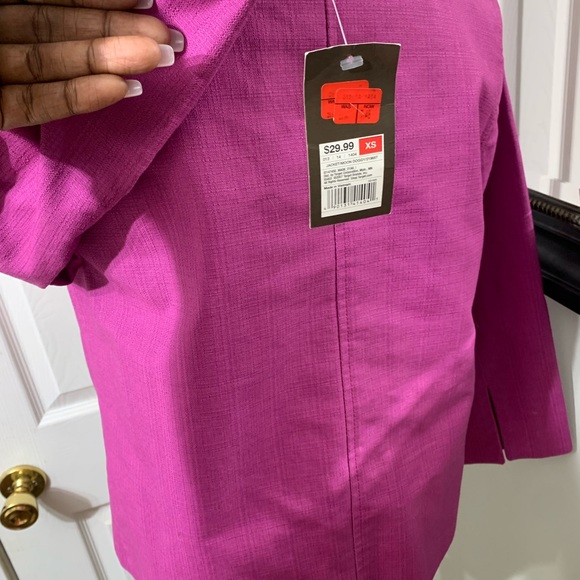 NWT Merona one button, fushia color, xs blazer. - Picture 8 of 11